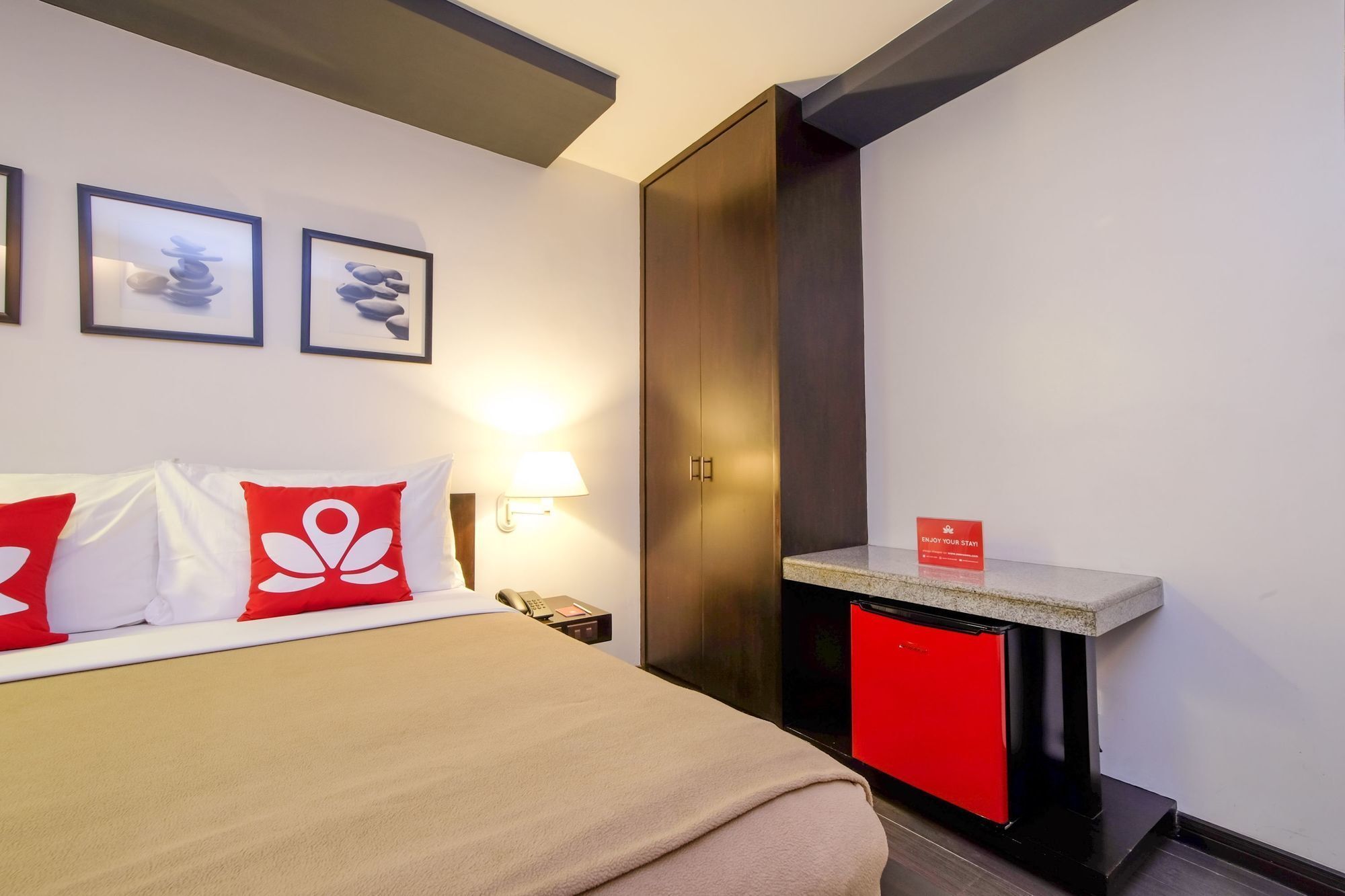 Zen Rooms Durban Poblacion Makati Makati City Bagian luar foto